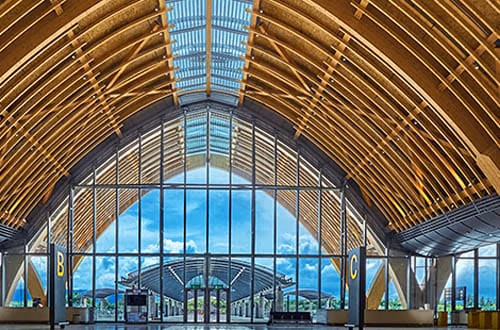 NEW PLAZA PREMIUM LOUNGE OPENS AT MACTAN CEBU