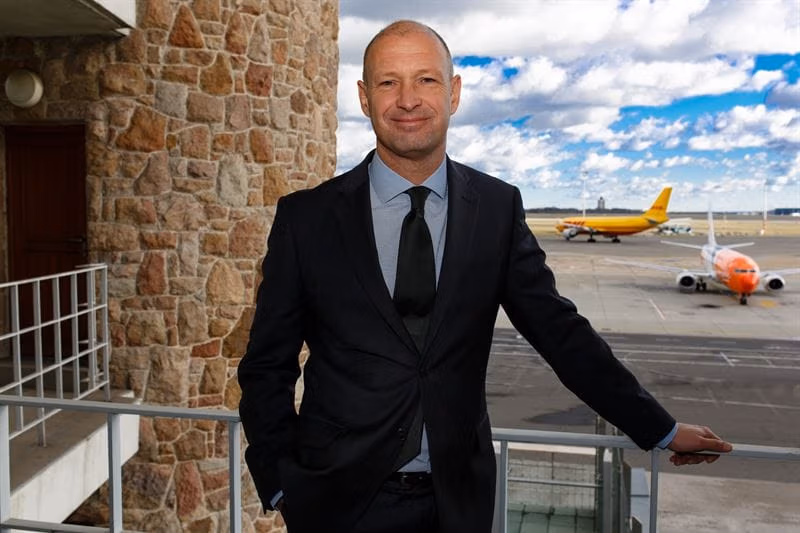 LAMMERS TO REPLACE KERKLOH AS BOSS OF MUNICH AIRPORT