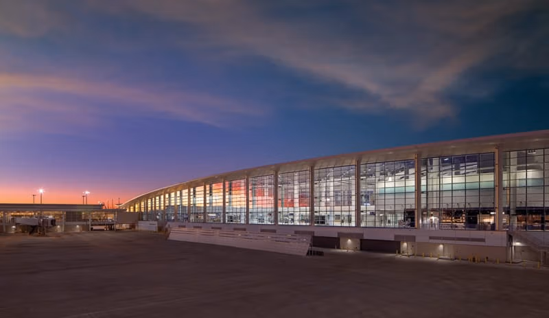 NEW $1 BILLION TERMINAL OPENS AT NEW ORLEANS INTERNATIONAL AIRPORT