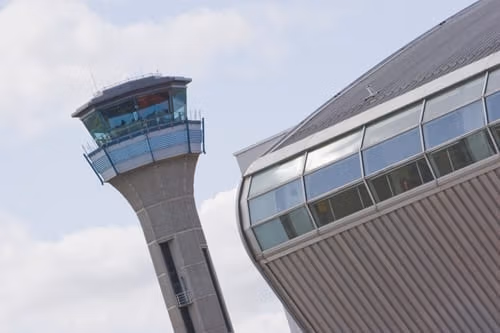 ELECTRIC VEHICLE DISCOUNTS AT LONDON LUTON AIRPORT