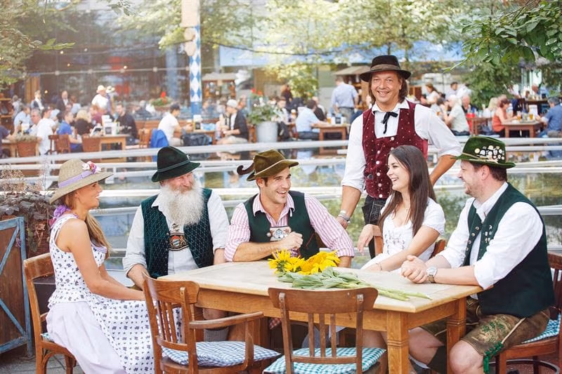 MUNICH AIRPORT CELEBRATES OKTOBERFEST