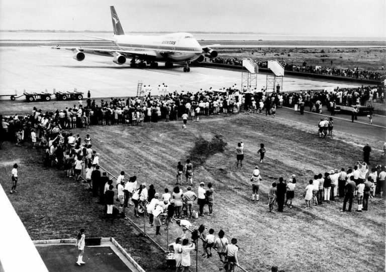 A LOOK BACK AT 50 YEARS OF OPERATIONS AT AUCKLAND INTERNATIONAL AIRPORT