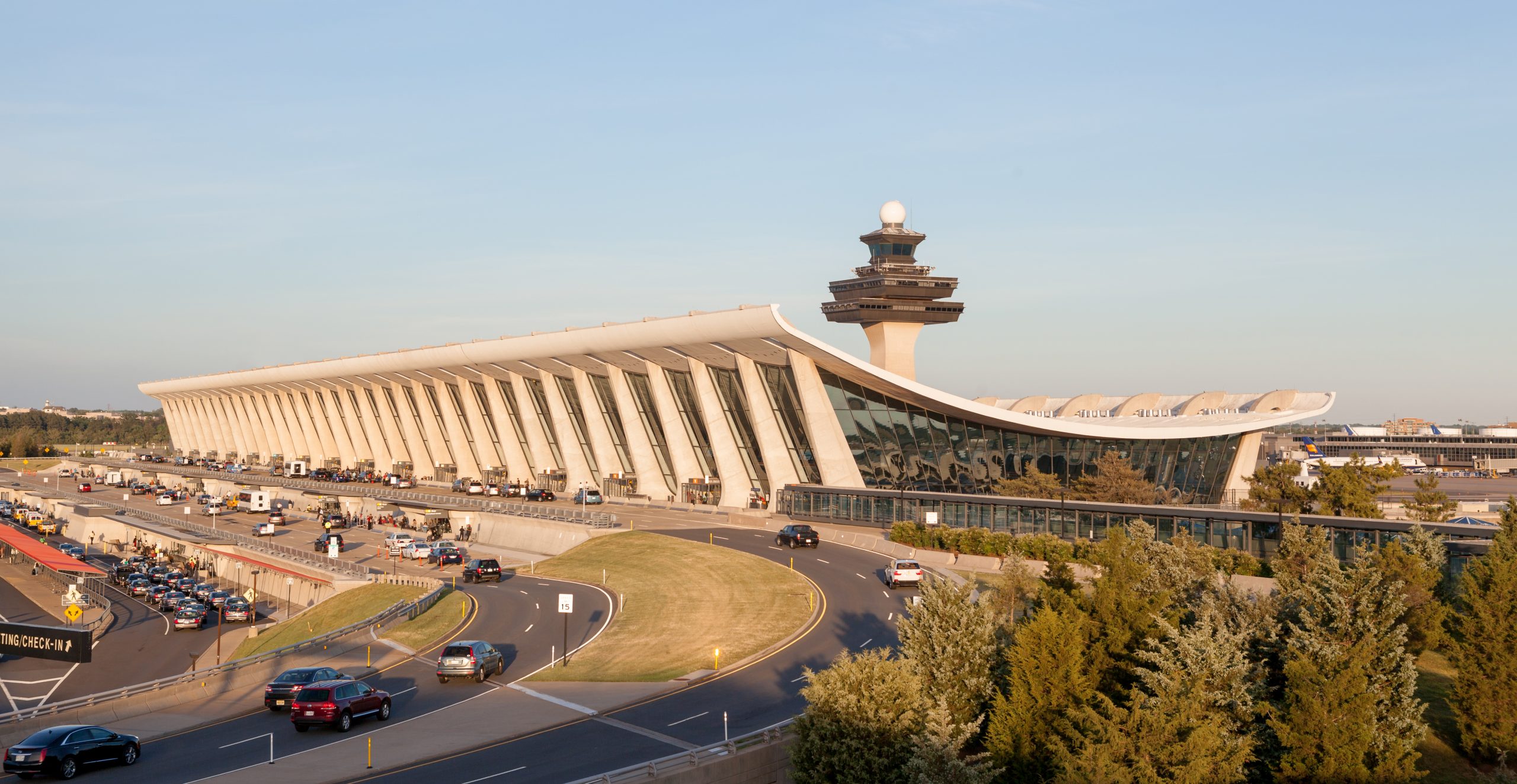 Washington DC airport operator unveils new sustainability plan