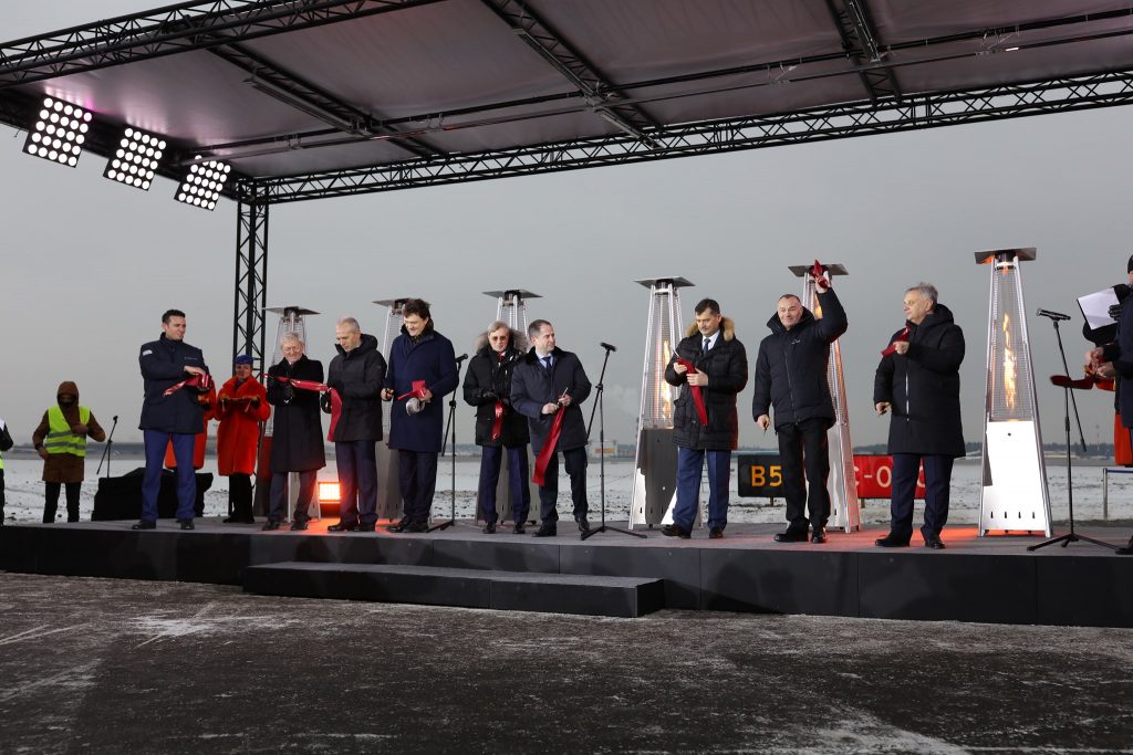 Moscow Sheremetyevo celebrates opening of reconstructed runway