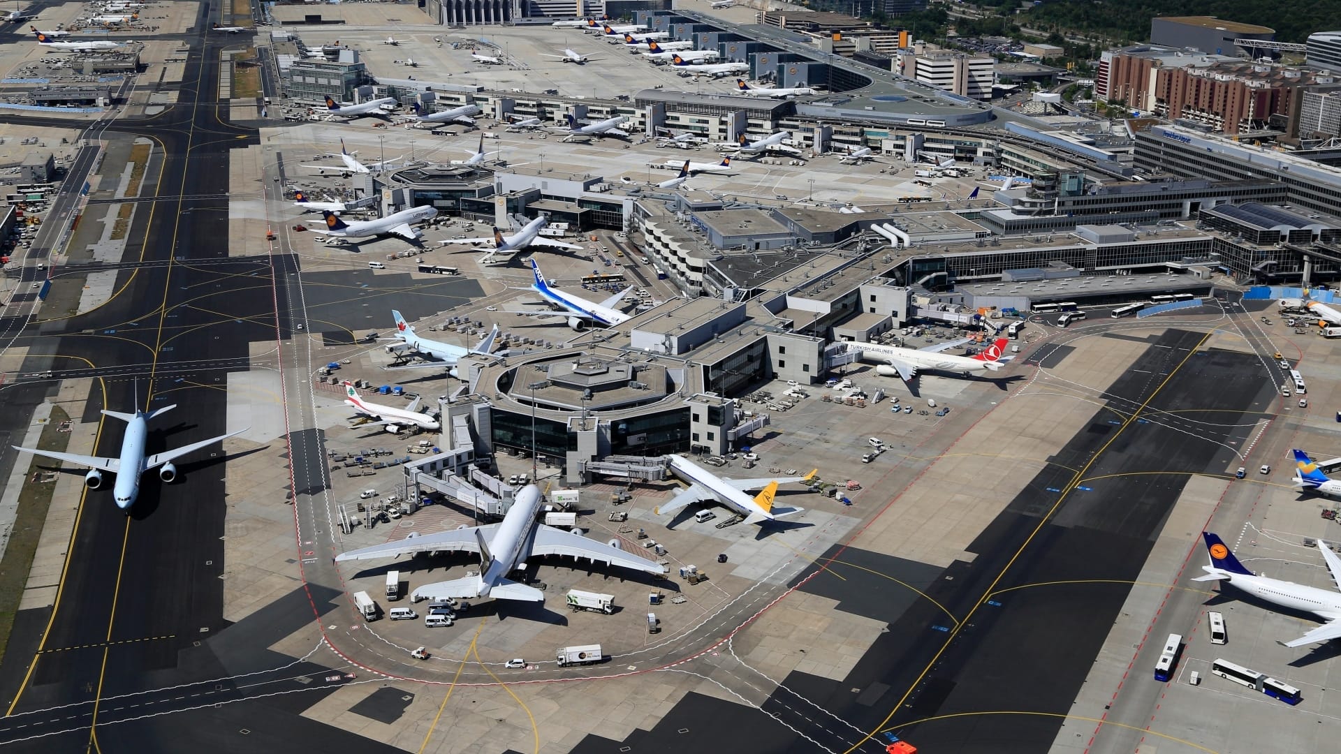 Frankfurt Airport To Reopen Northwest Runway From June 1 TYURTU