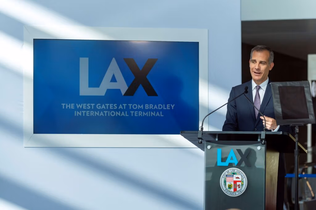 LAX opens the Tom Bradley International Terminal’s new $1.73 billion West Gates