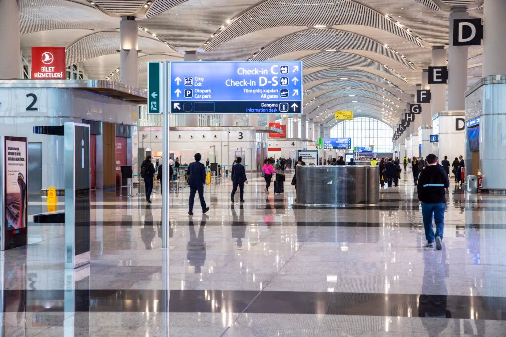 Pioneering Istanbul Airport renews Airport Health Accreditation
