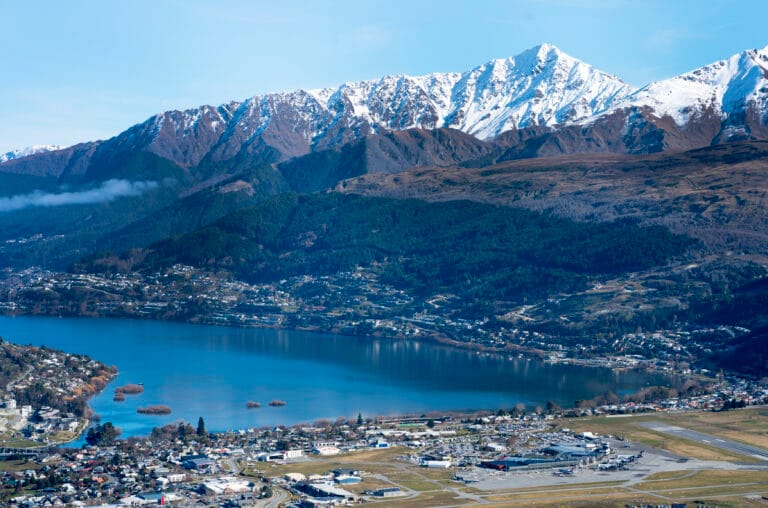 Queenstown Airport questions the need for new New Zealand gateway