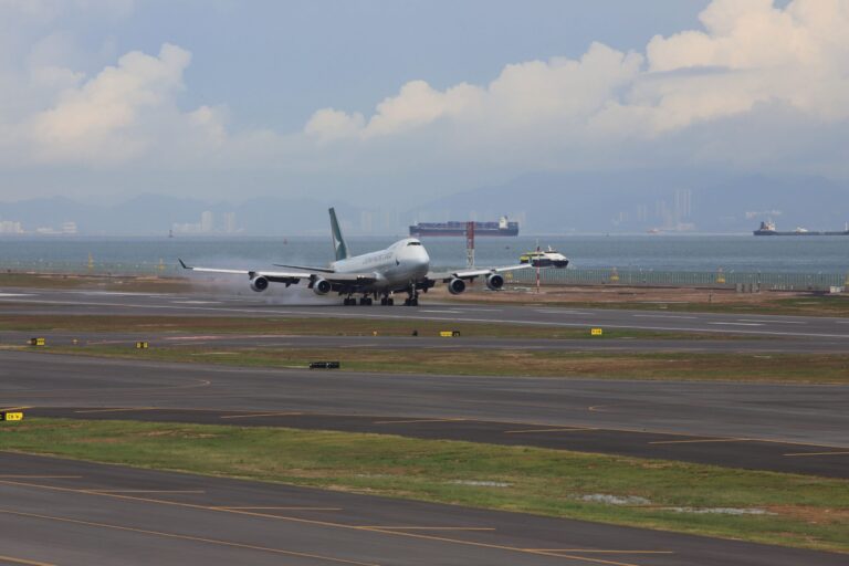 Familiarisation flights begin on Hong Kong’s new third runway