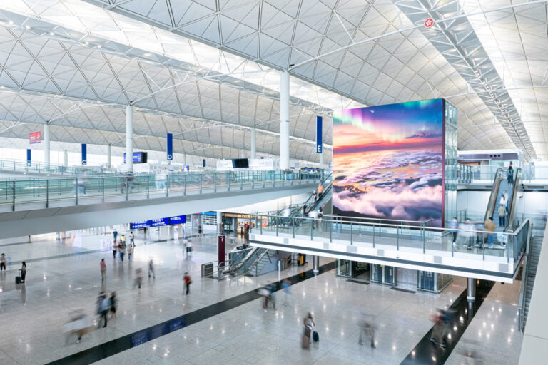 Passenger volumes continue to grow at Hong Kong International Airport