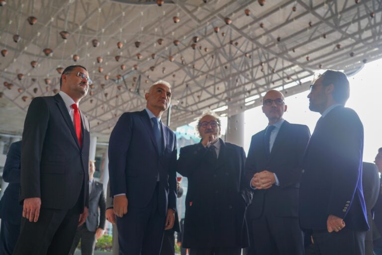 Istanbul Airport unveils its latest award winning artwork