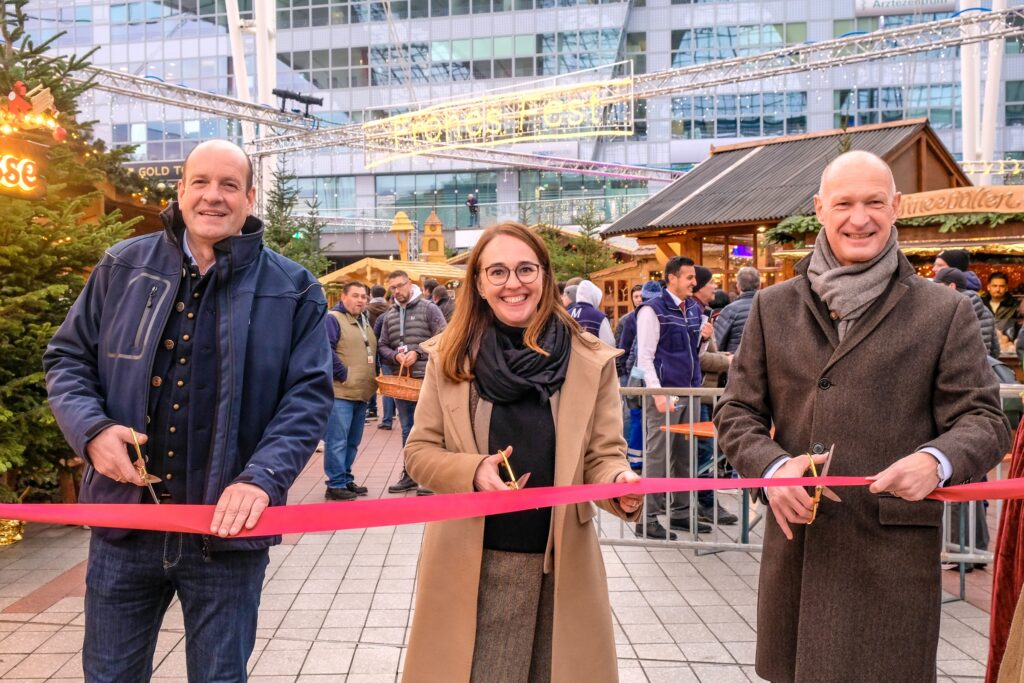 Munich Airport opens Christmas and winter market