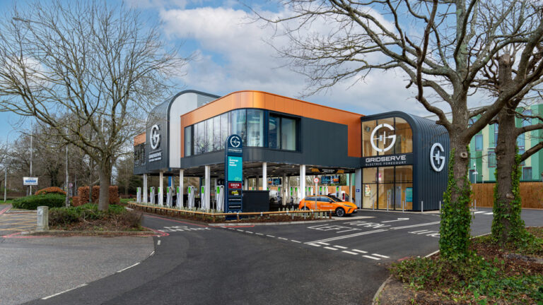 New forecourt for electric vehicles opens at London Gatwick