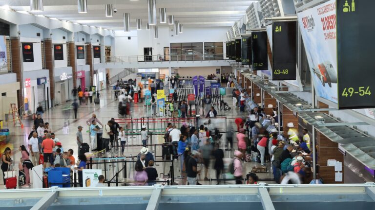 Airports face financial challenges despite traffic growth