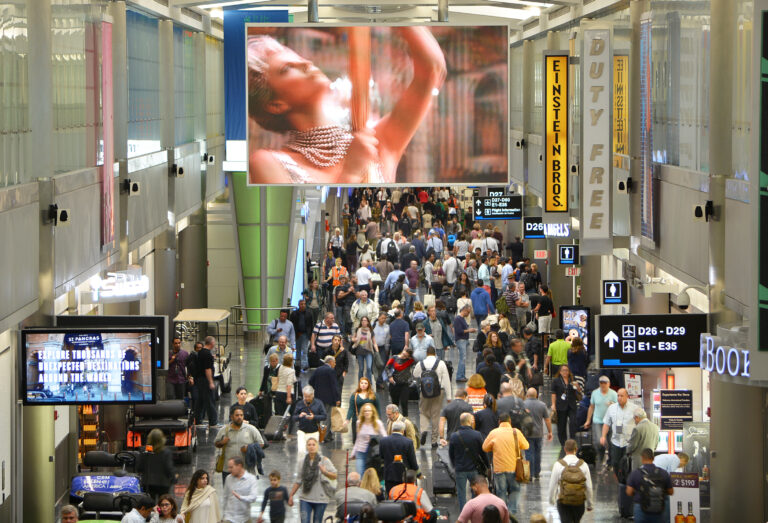 MIA expecting 900,000 passengers over Memorial Day weekend