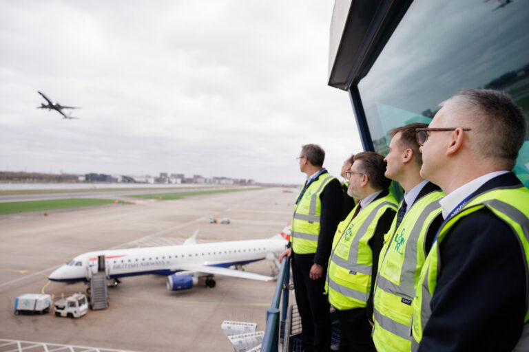 UK Aviation Minister visits London City Airport and new CEO Andy Cliffe