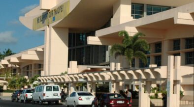 Non-ticketed visitors allowed access to Guam airport concessions